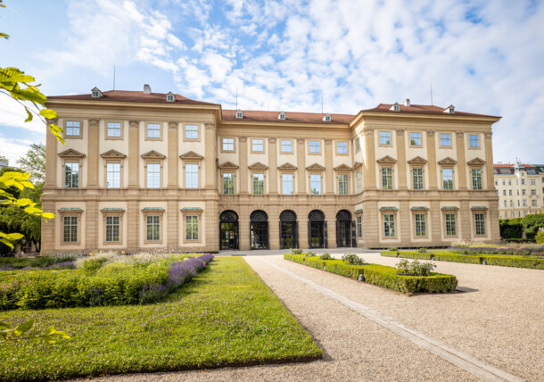      / Liechtenstein Garden Palace